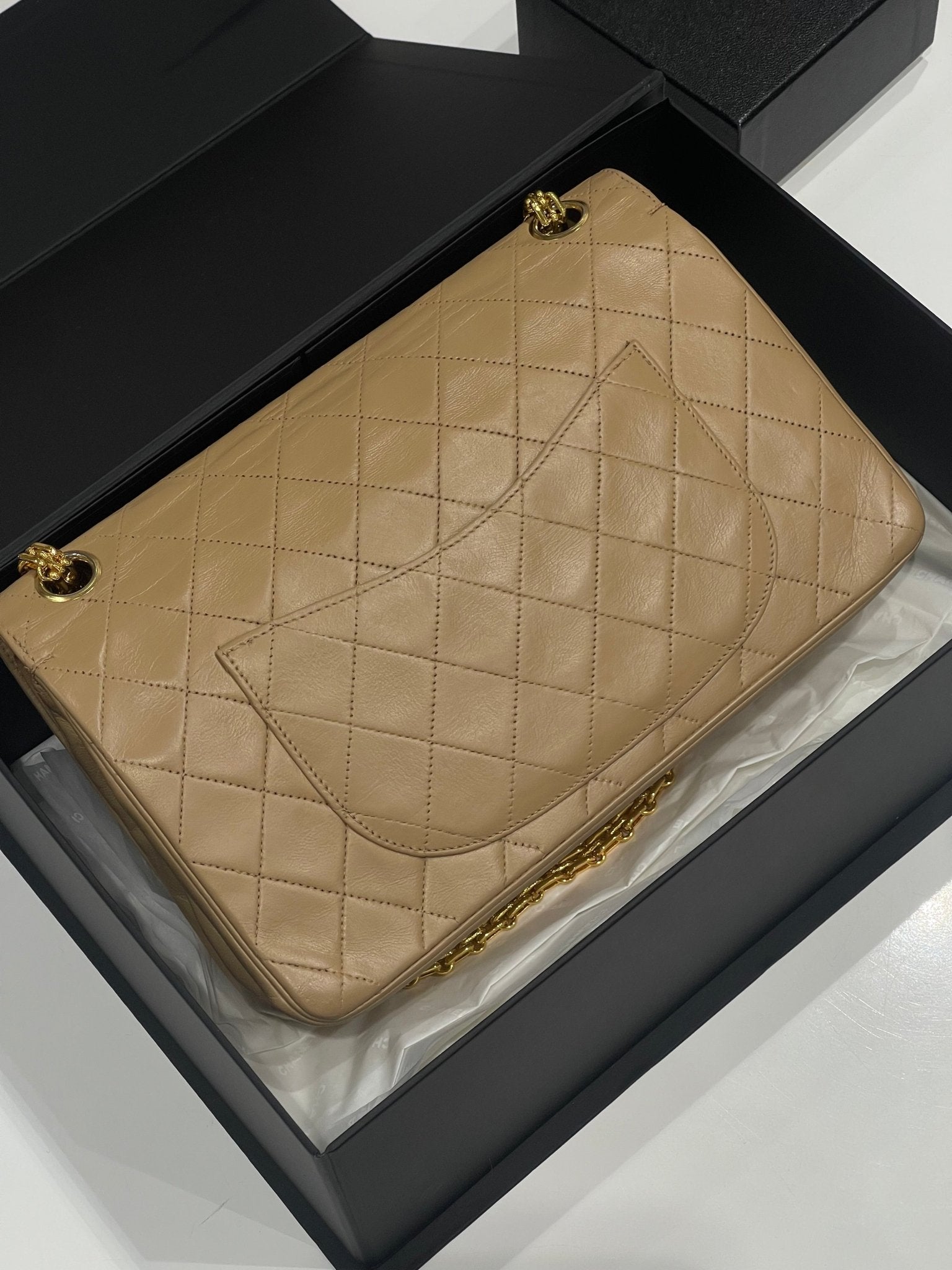 Chanel - sac Timeless médium vintage camel - Les Folies d&