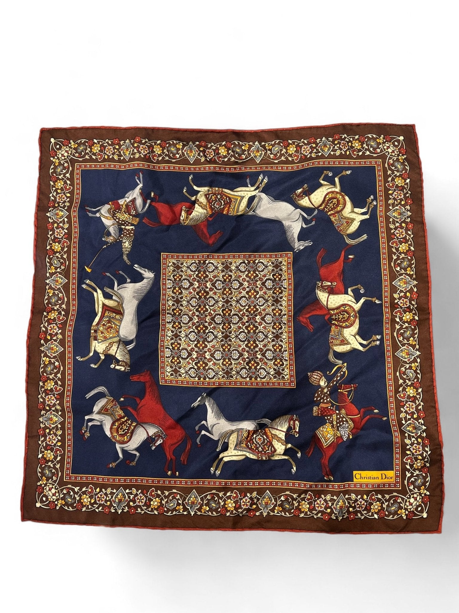 Christian Dior - Carré Christian Dior 40 - Les Folies d&