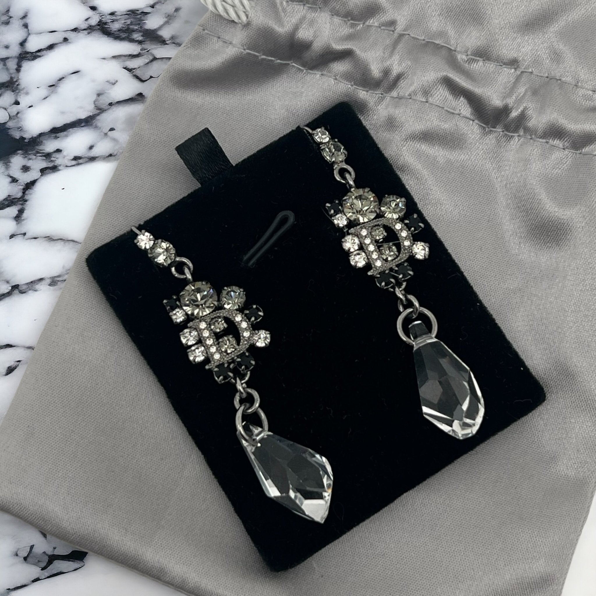 Dior Boucle d’oreille cristal Blanc M - Les Folies d&