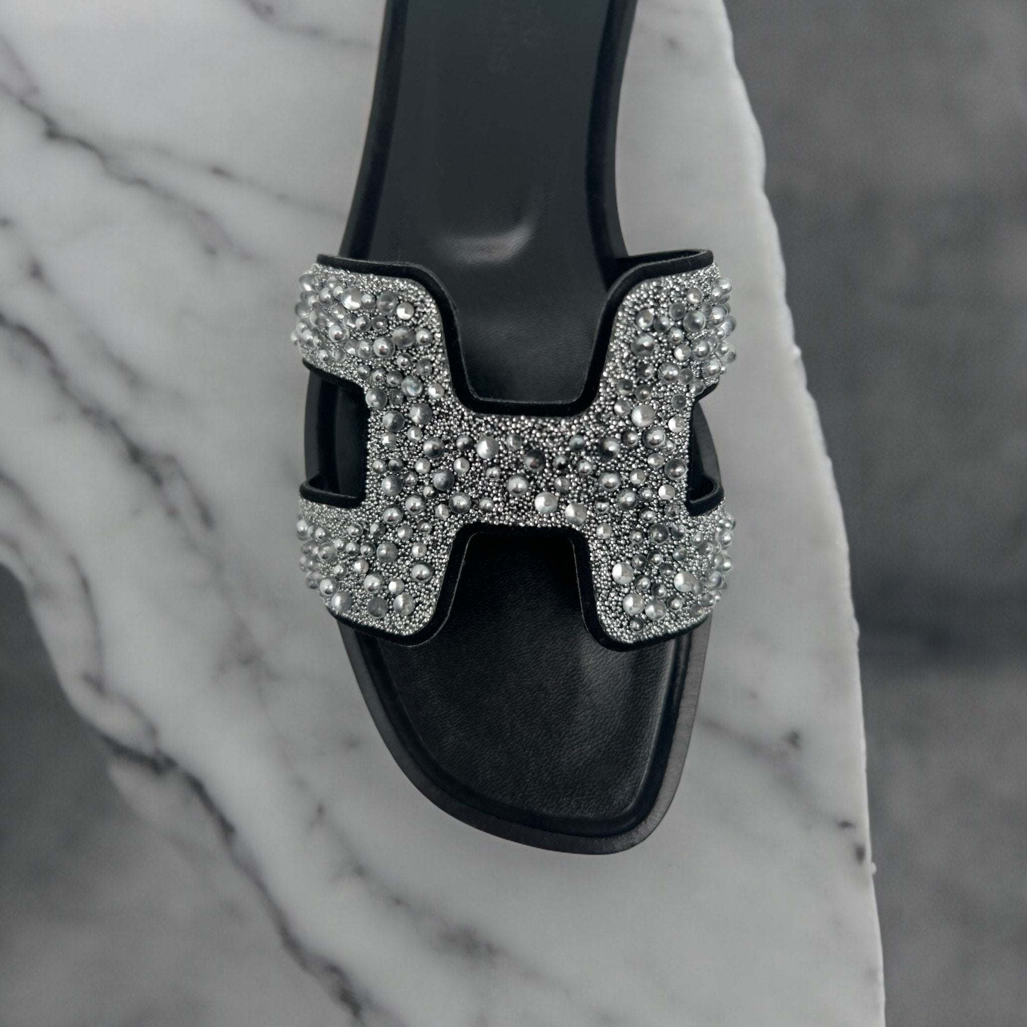 Hermès Oran Noir 35,5 - Les Folies d&