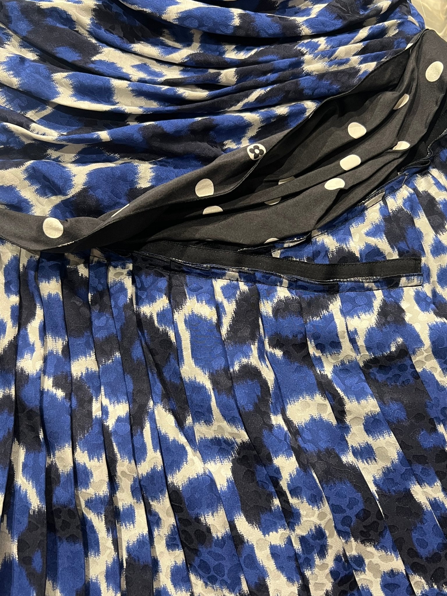 Louis Vuitton Robe dos nu Bleu S - Les Folies d&