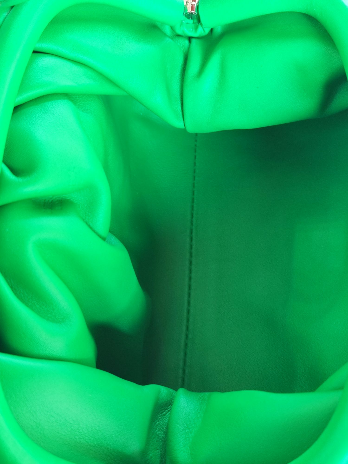 Bottega Veneta - Green Pouch bag