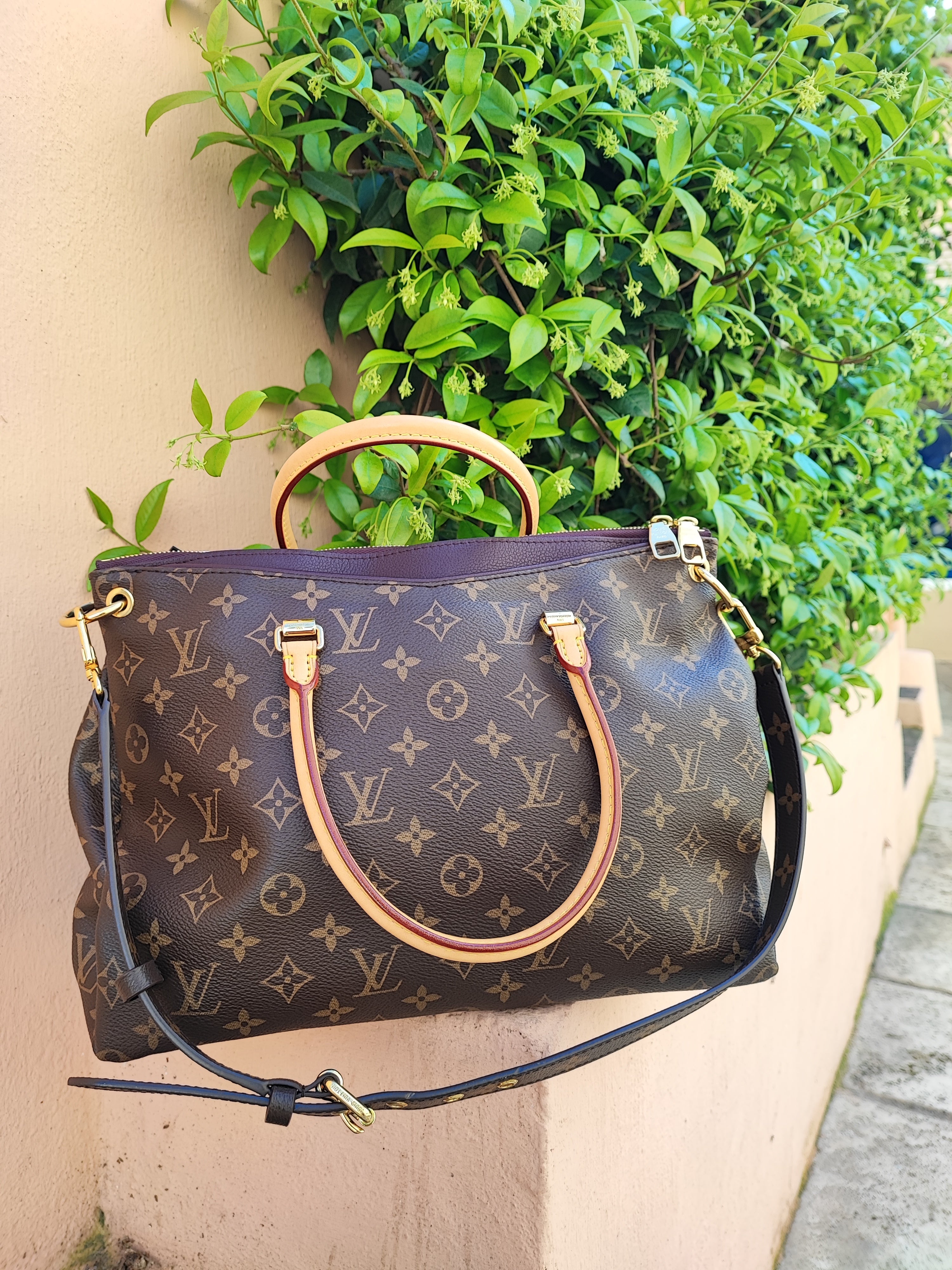Louis Vuitton - Sac Pallas monogramme