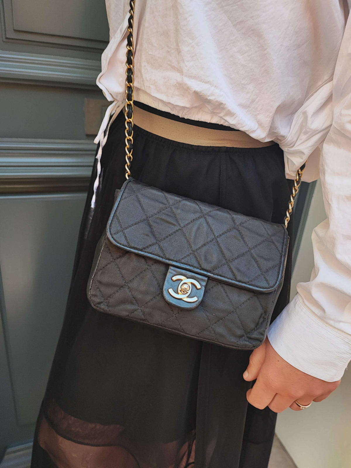 Chanel - Mini Square in raso e pelle