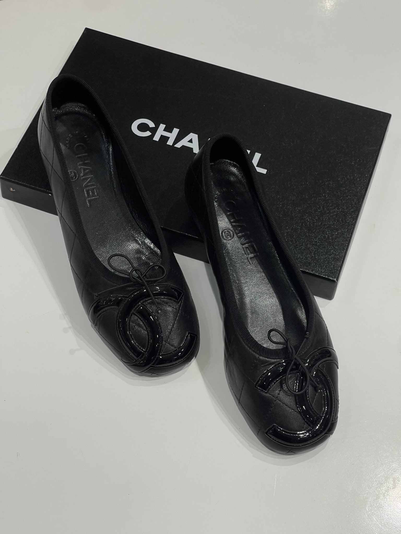 Chanel - Ballerines CC - Les Folies d&