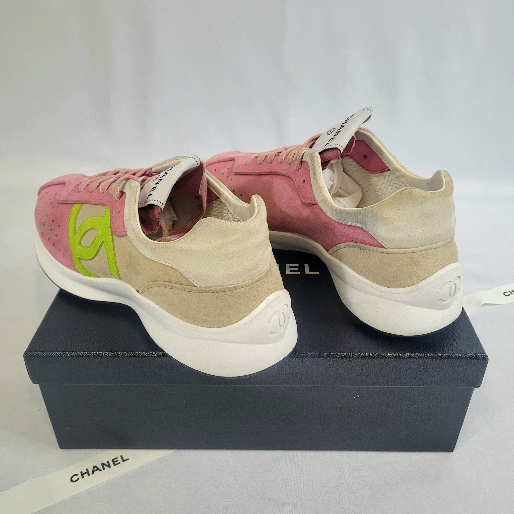 Chanel - Baskets T39 - Les Folies d&