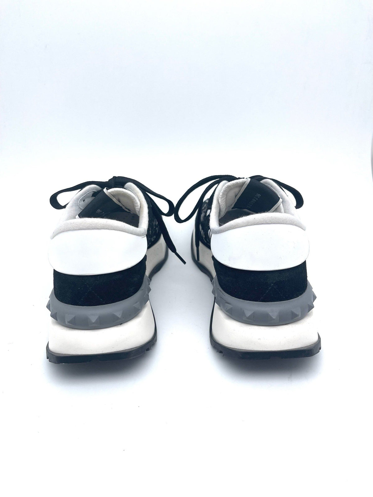 Valentino - Baskets T.36 - Les Folies d&