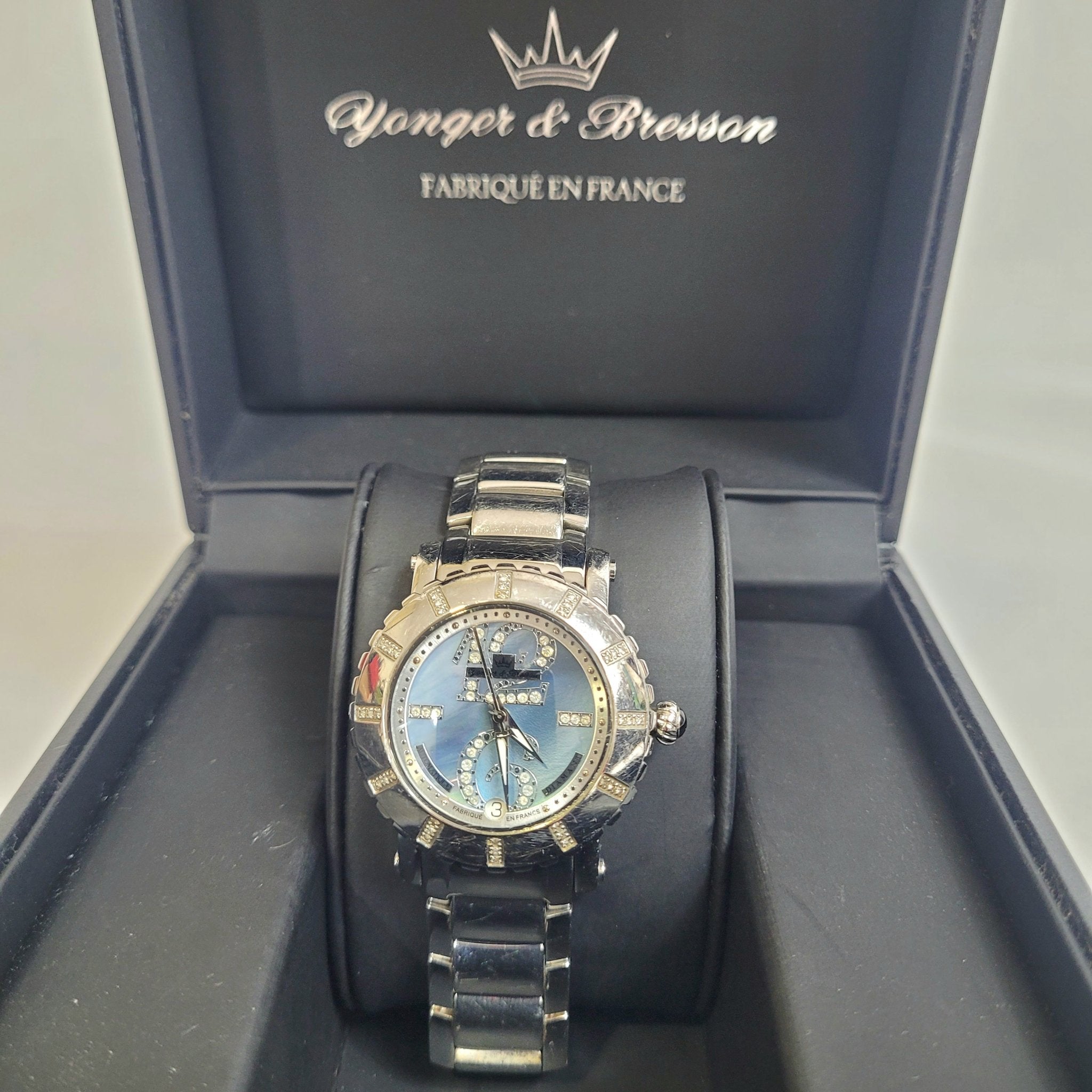 Yonger Bresson Montre femme cadran nacre Les Folies d'Eugenie