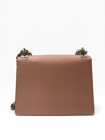 Prada - sac enveloppe Rose nude Safianno