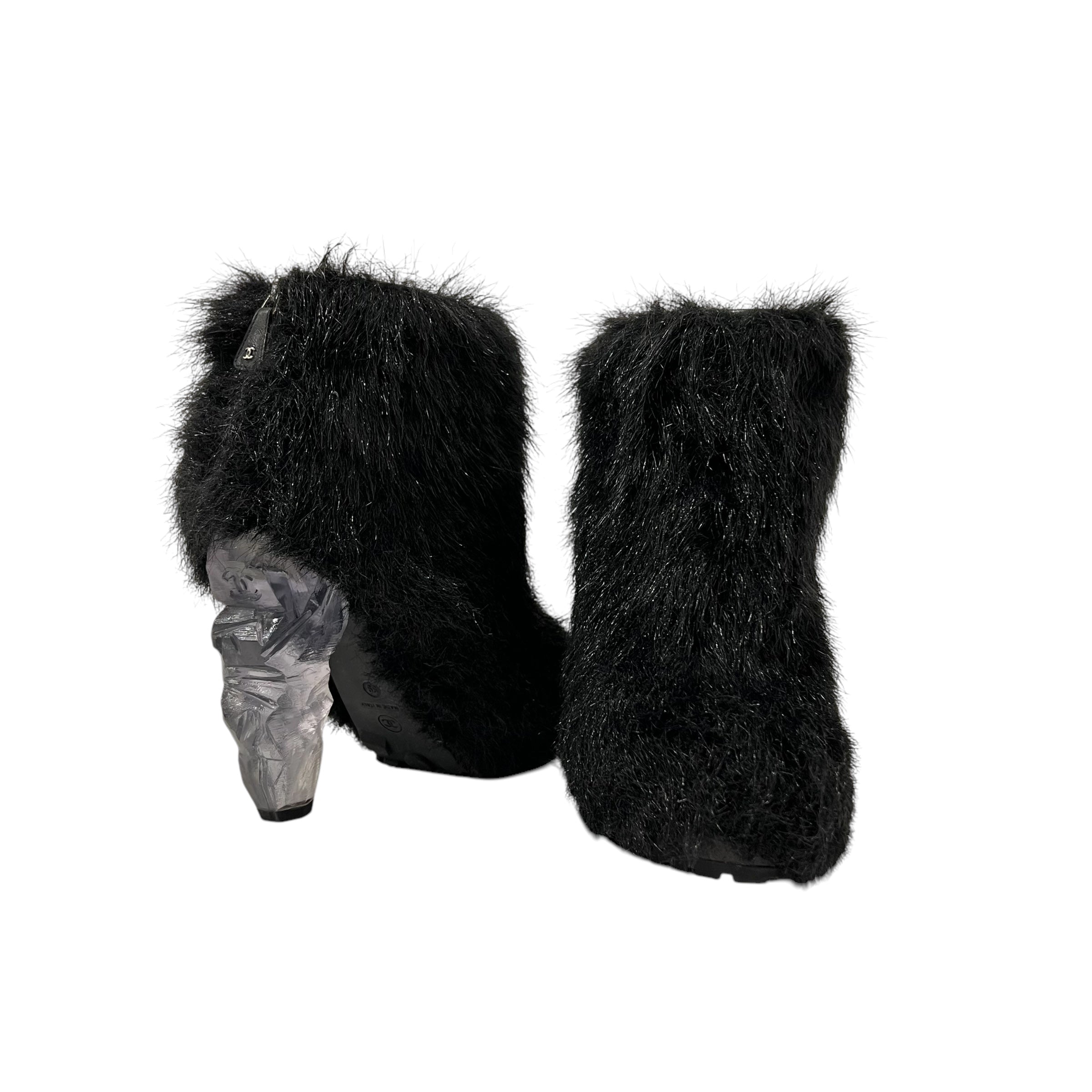 Chanel - Boots Yéti T.39