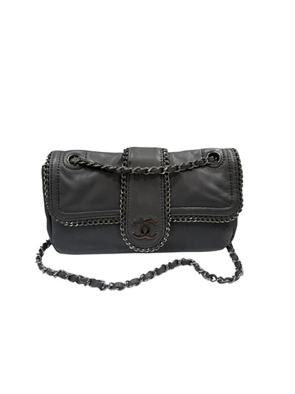 Chanel - Sac Baguette à Rabat Chain Around | Les Folies d’Eugénie