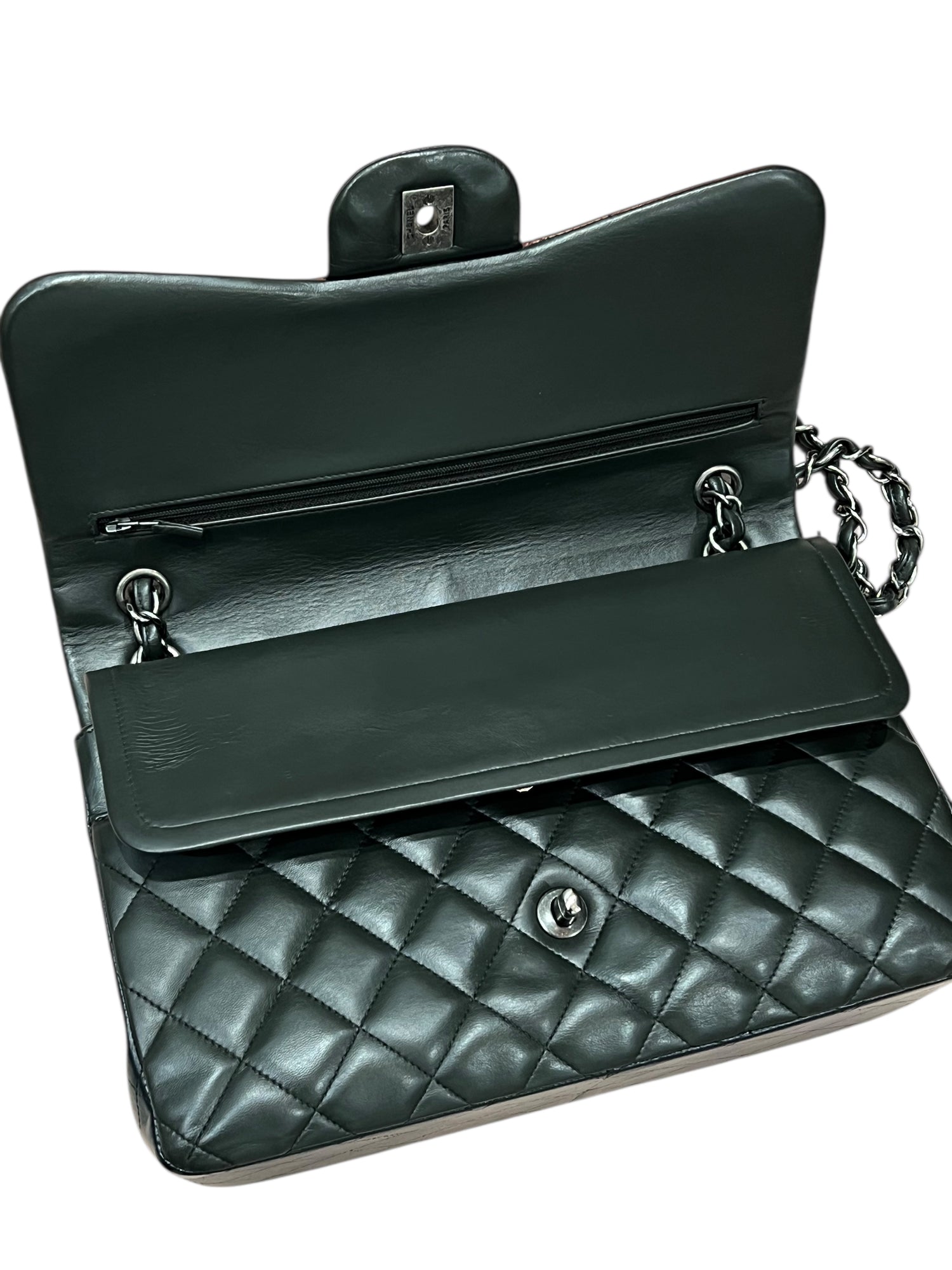 Chanel - sac classique jumbo tricolore marine, kaki, bordeaux