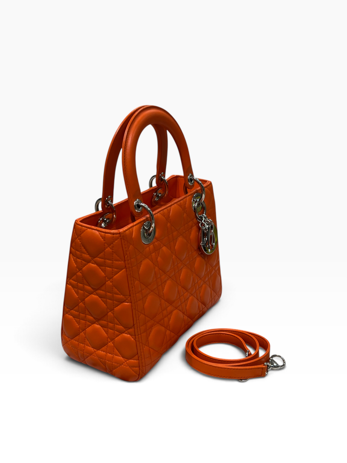 Dior - Sac Lady Dior Médium en cuir orange