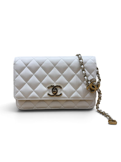 Chanel - Sac Wallet on chain