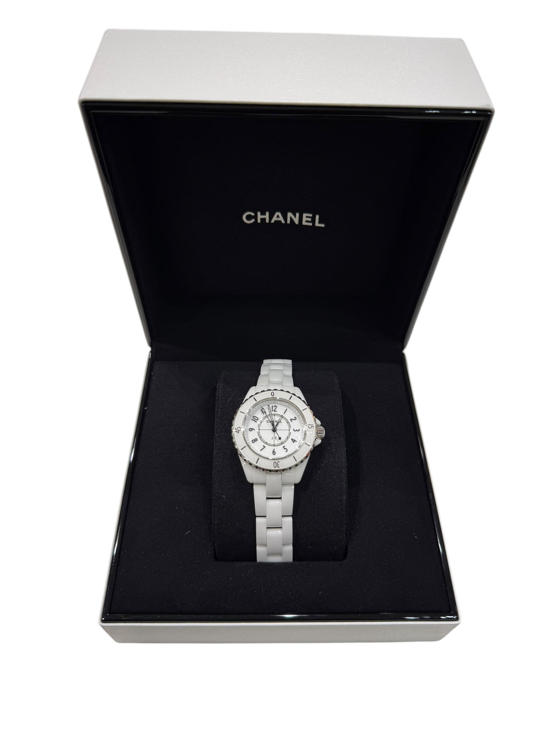 Chanel - Montre J12 céramique blanche 33MM