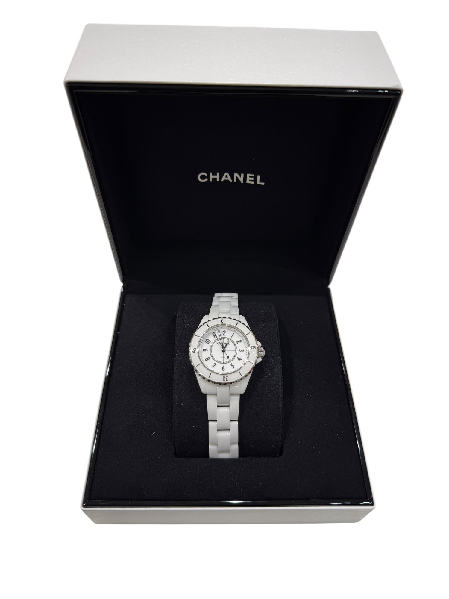 Chanel - Montre J12 céramique blanche 33MM