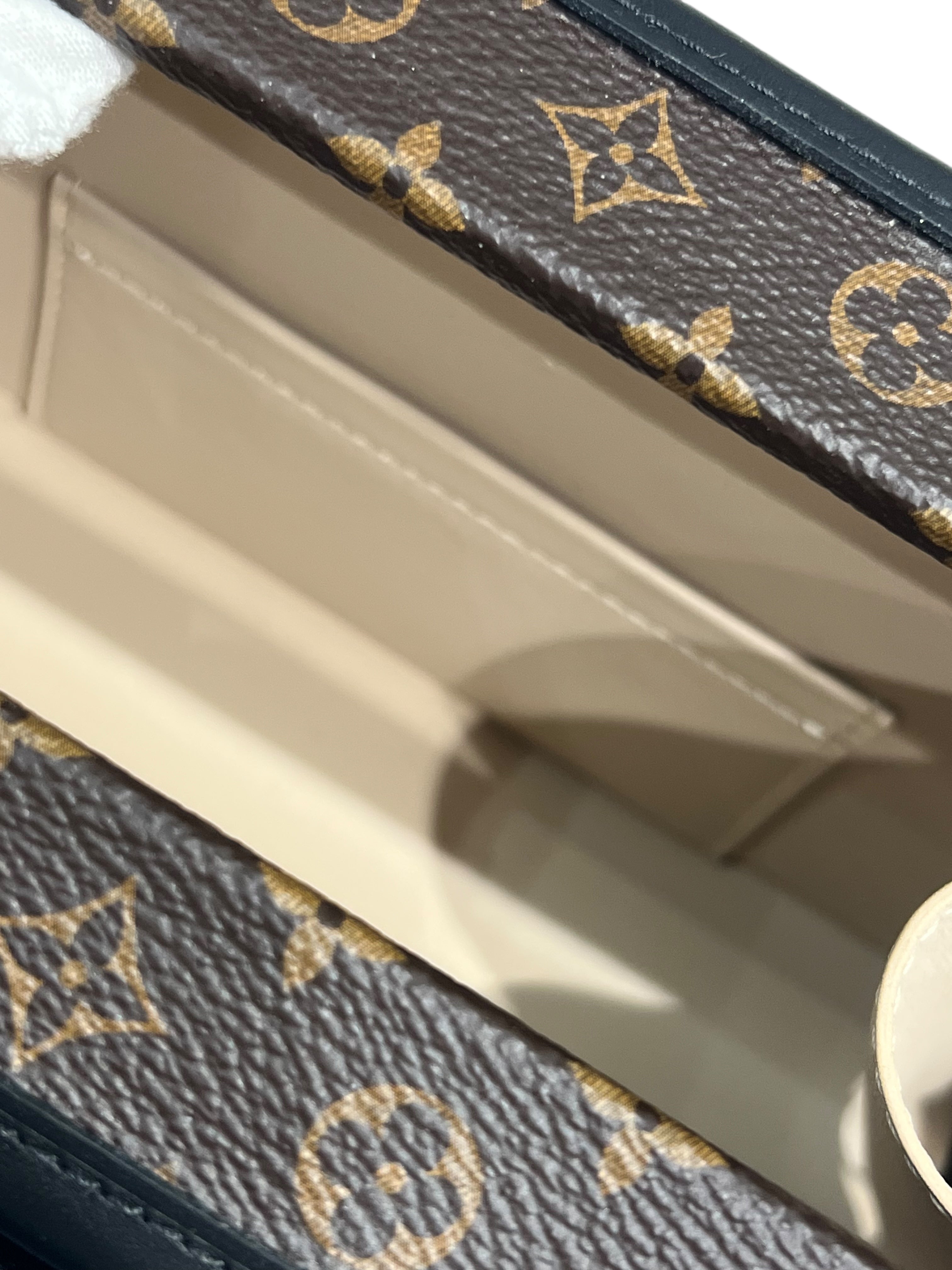 Louis Vuitton - sac petite malle toile monogramme