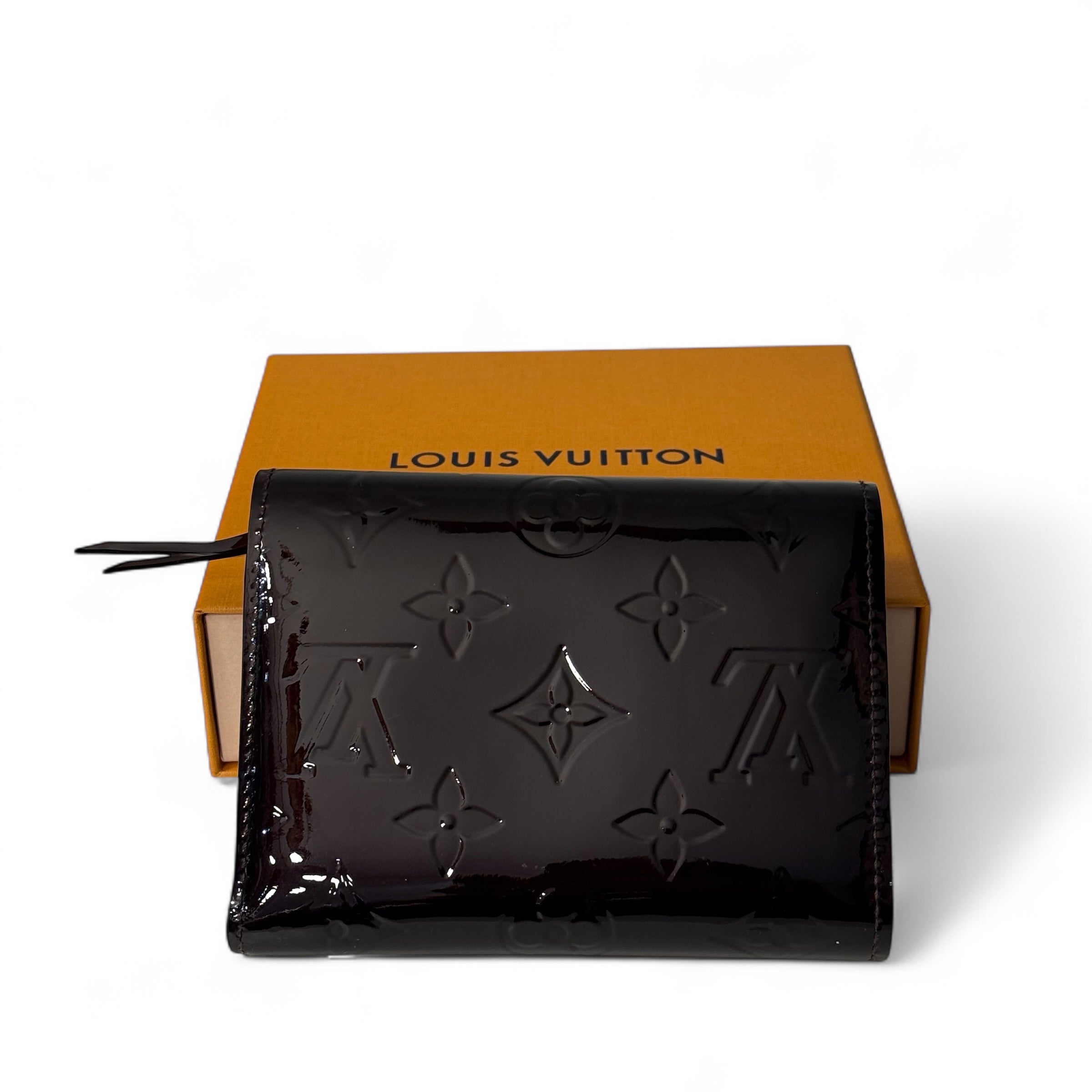 Louis Vuitton - Patent leather coin purse