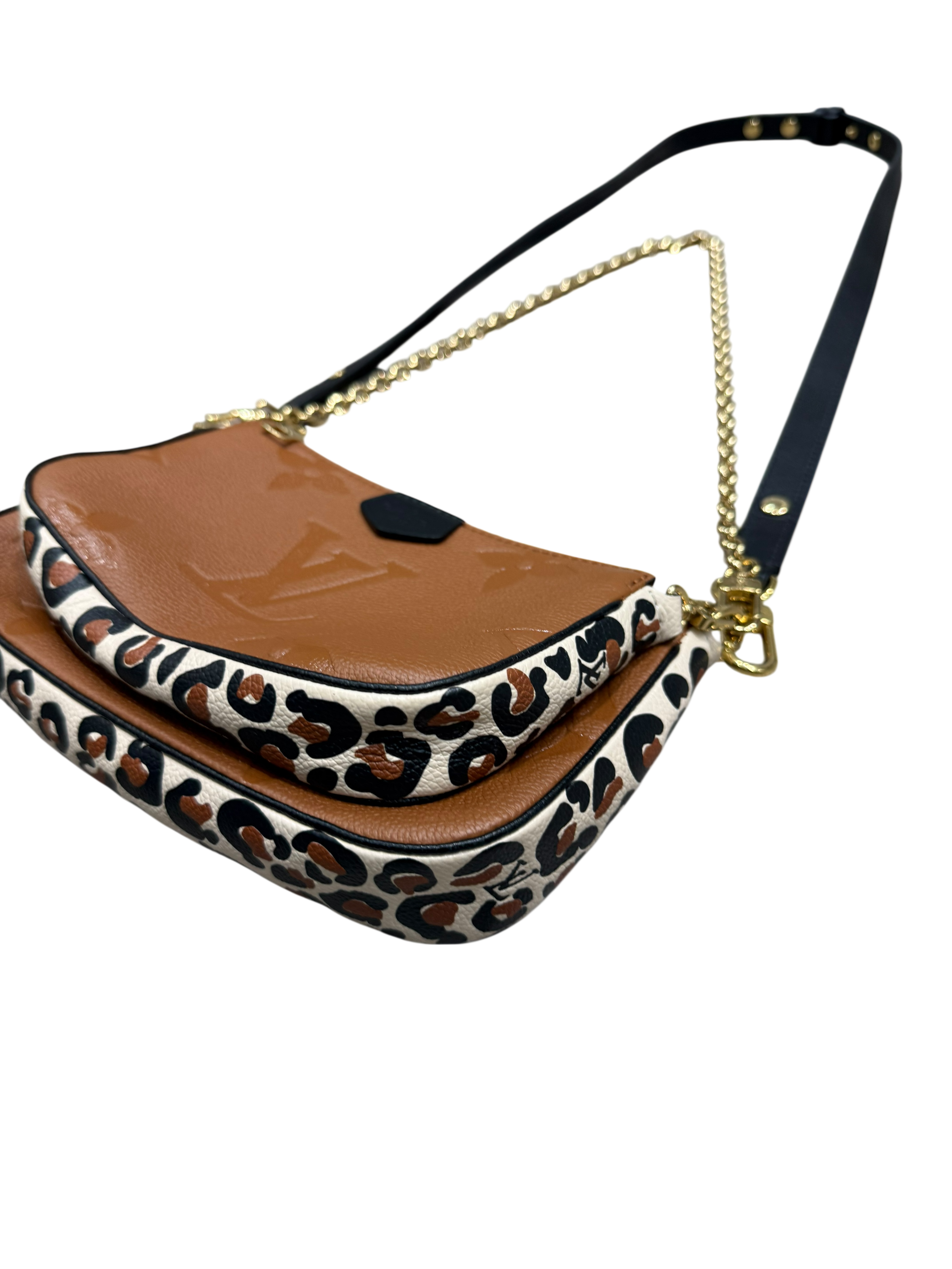 Louis Vuitton - Sac Multipochette Édition Cuir Empreinte Camel/ Léopard | Les Folies d’Eugénie