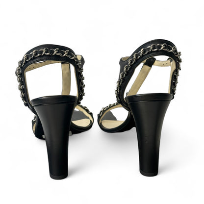 Chanel - Sandales chaîne T.38,5