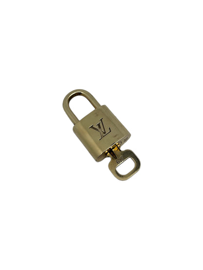 Louis Vuitton - Cadenas Laiton
