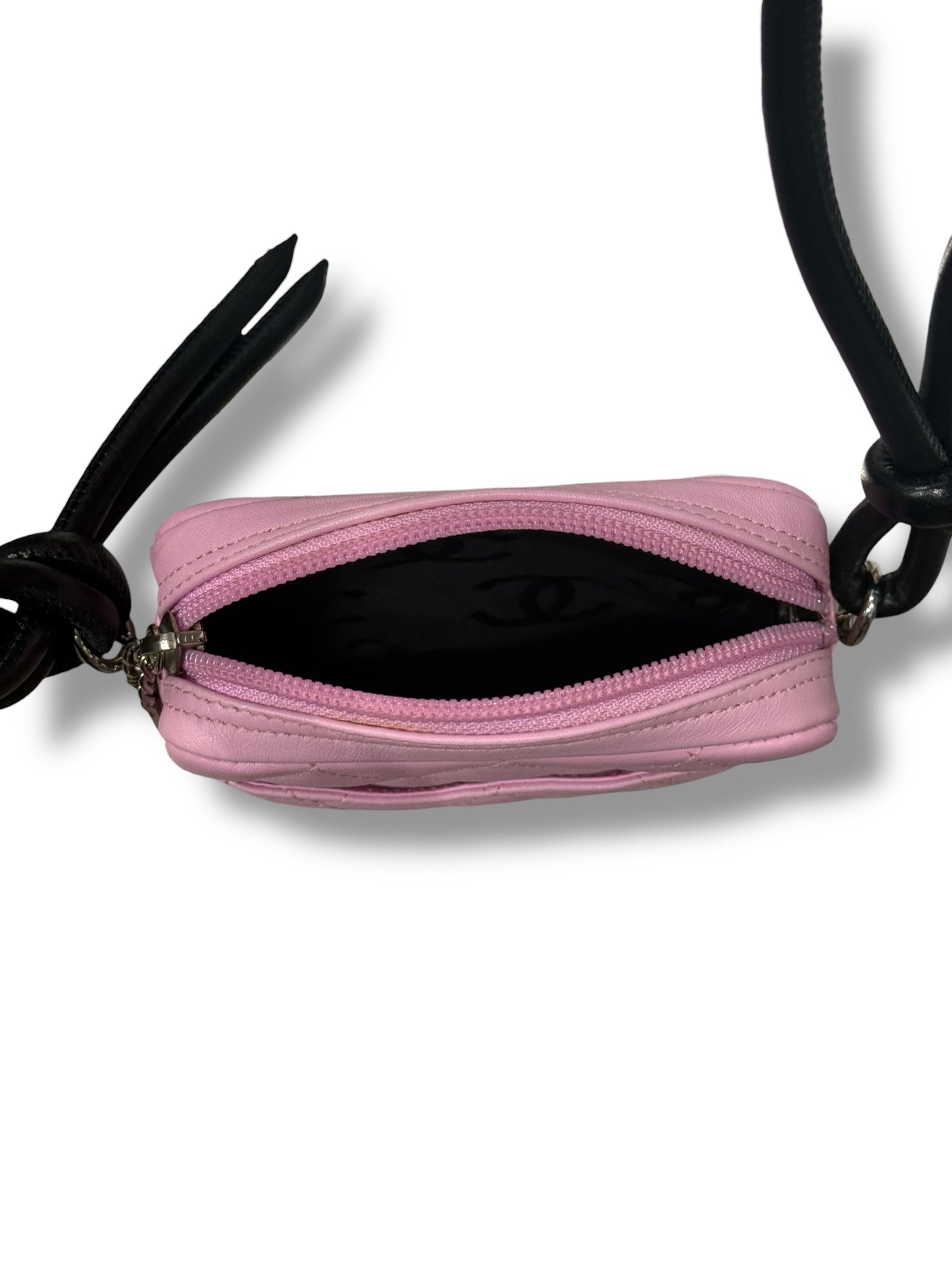 Chanel - Sac Mini Reporter Cambon Rose Et Noir | Les Folies d’Eugénie