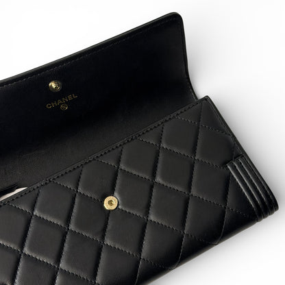 Chanel - Portefeuille BOY | Les Folies d’Eugénie