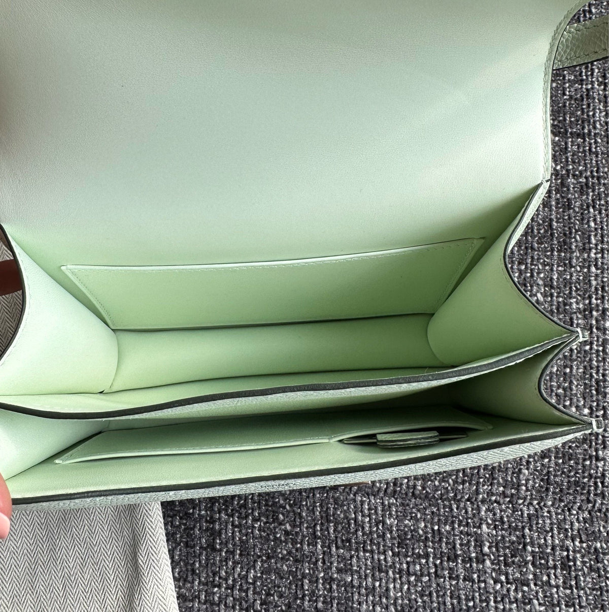Hermès - Constance 18 bag, Fizz Green