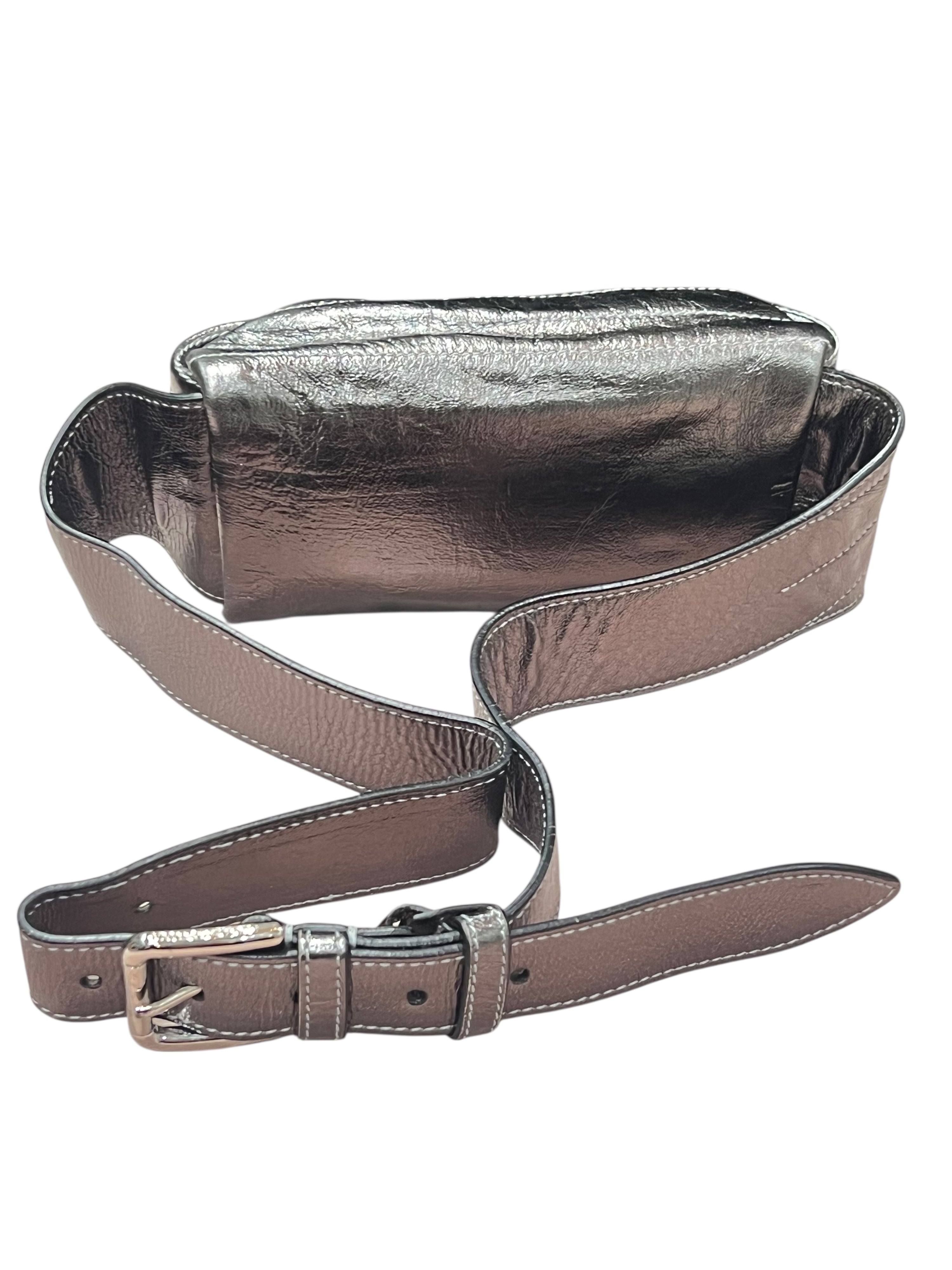 Dolce &amp; Gabbana - Silver leather belt bag