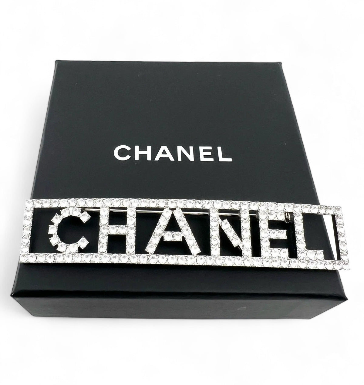 Chanel - Brosche mit Kristallen