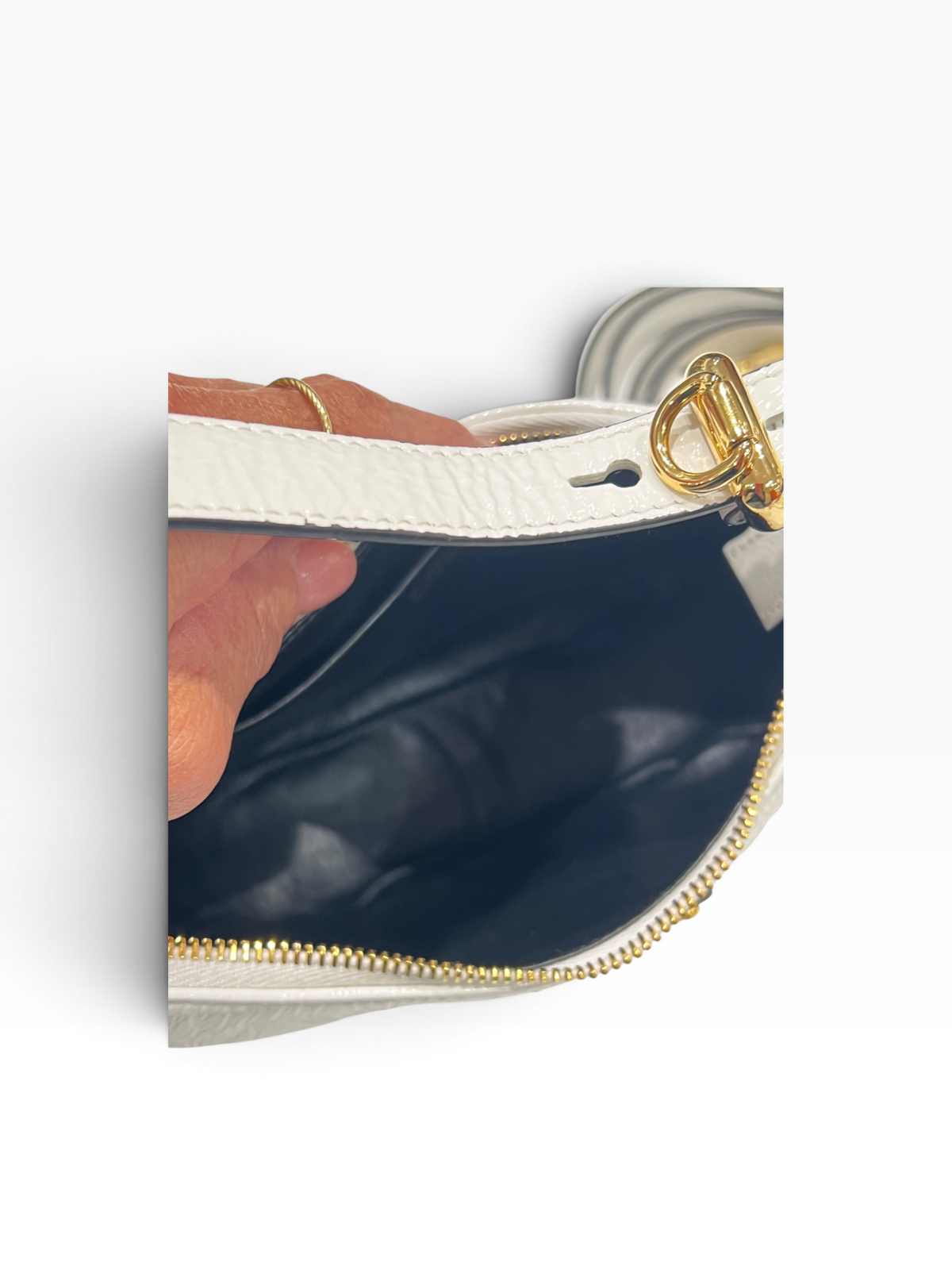 PRADA - Sac Arqué en cuir vernis blanc