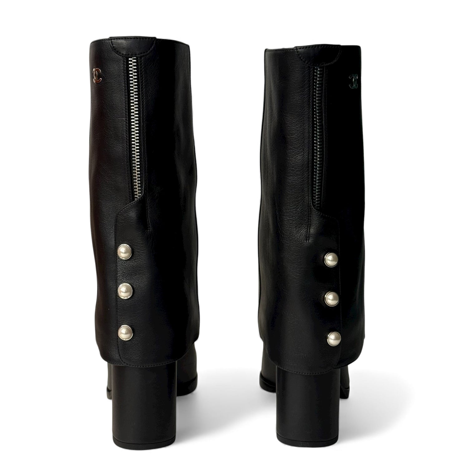 Chanel - Bottines avec perles et zip T.38
