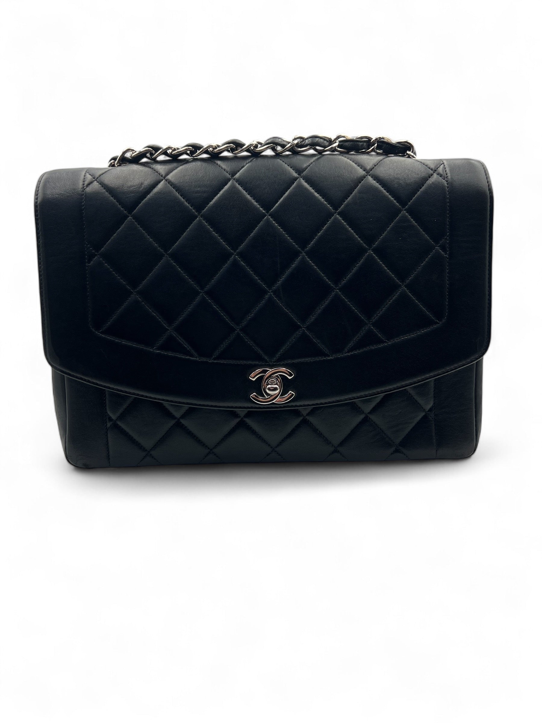 Chanel - Sac Diana