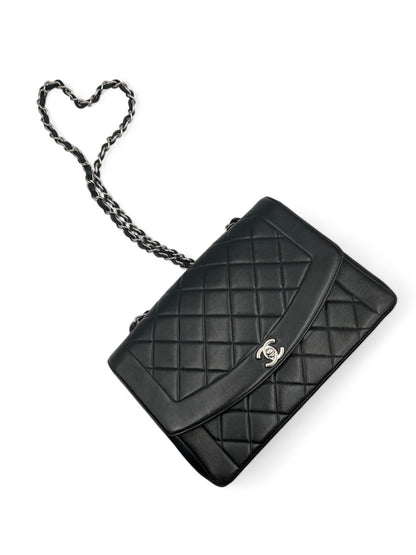 Chanel - Sac Diana