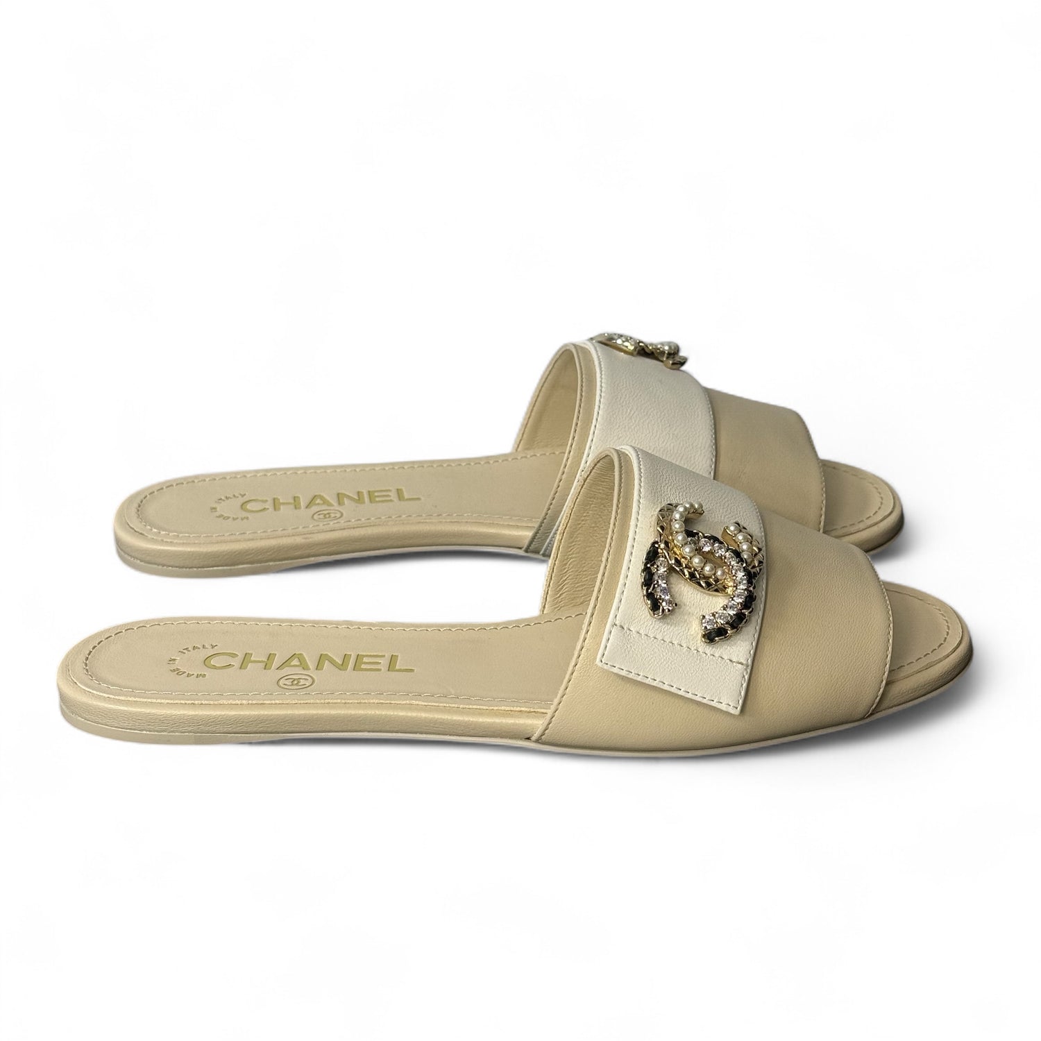 Chanel - Mules en cuir bicolore T.37
