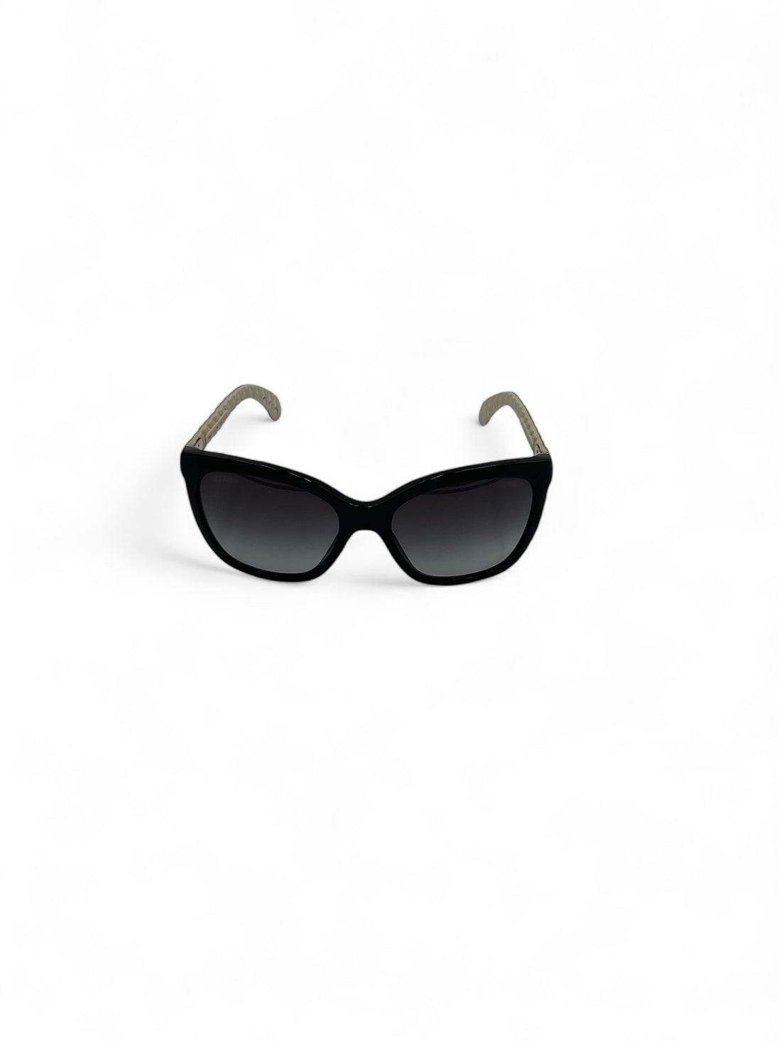 Chanel - Lunettes de soleil matelassées