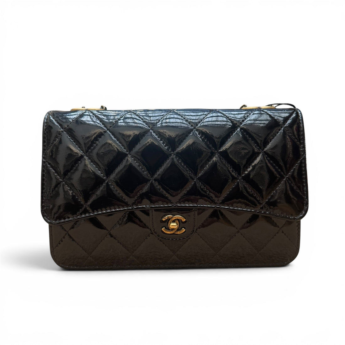 Chanel – Wallet on Chain aus schwarzem Lackleder