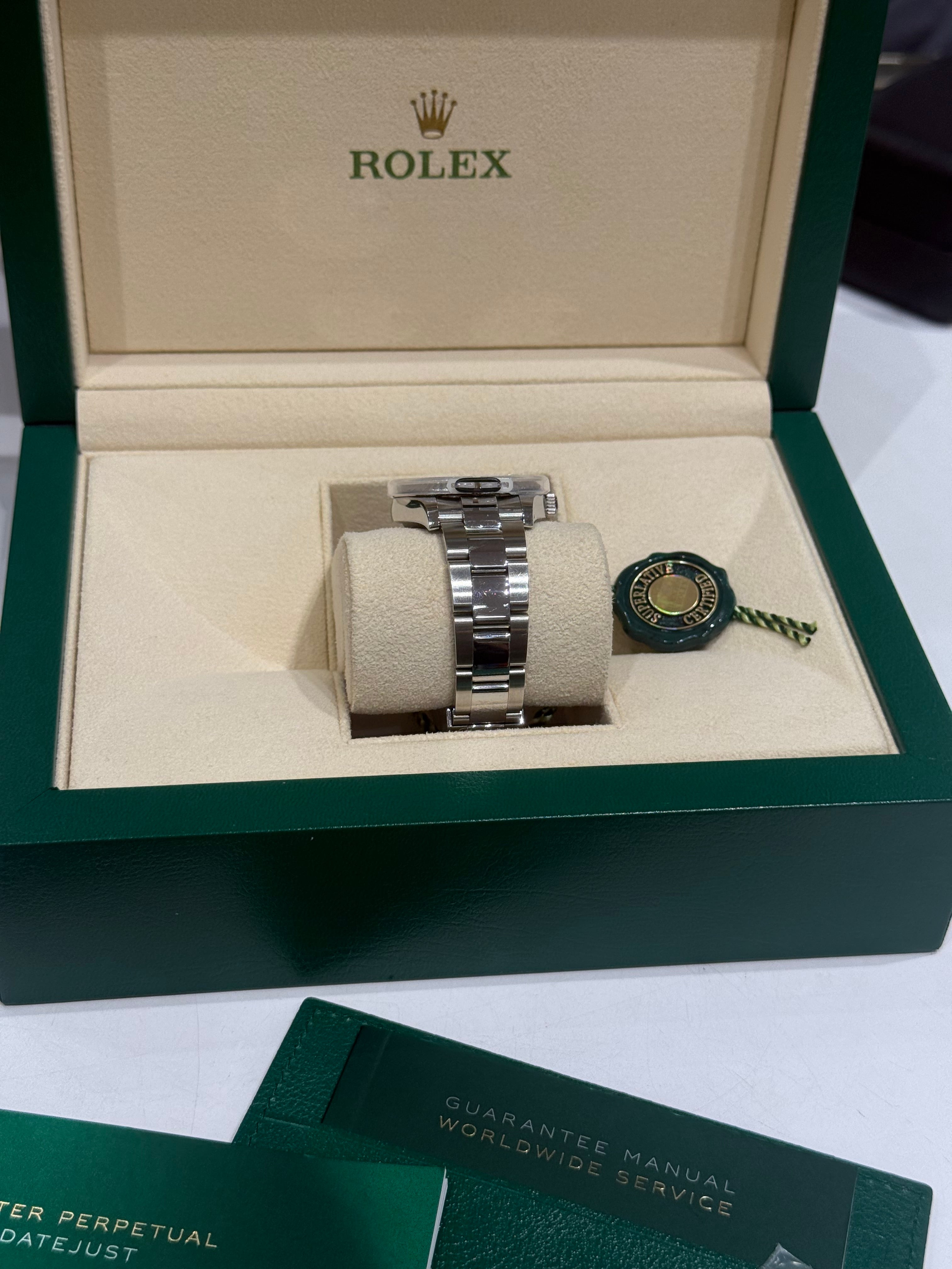 Rolex - Montre Datejust 31 mm diamants et Oyster