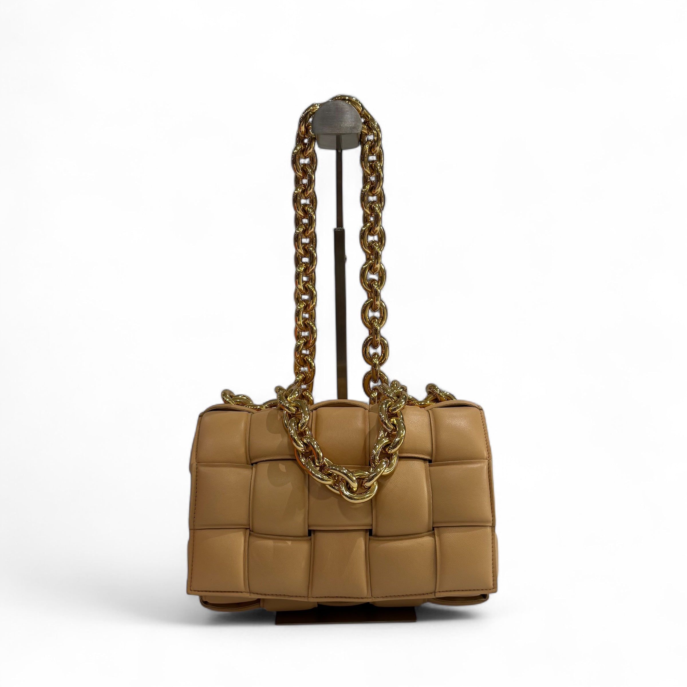 Bottega Veneta - Kassetten-Tasche mit Kette