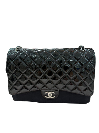 Chanel - Sac Classique 11:12 Maxi Jumbo en cuir vernis