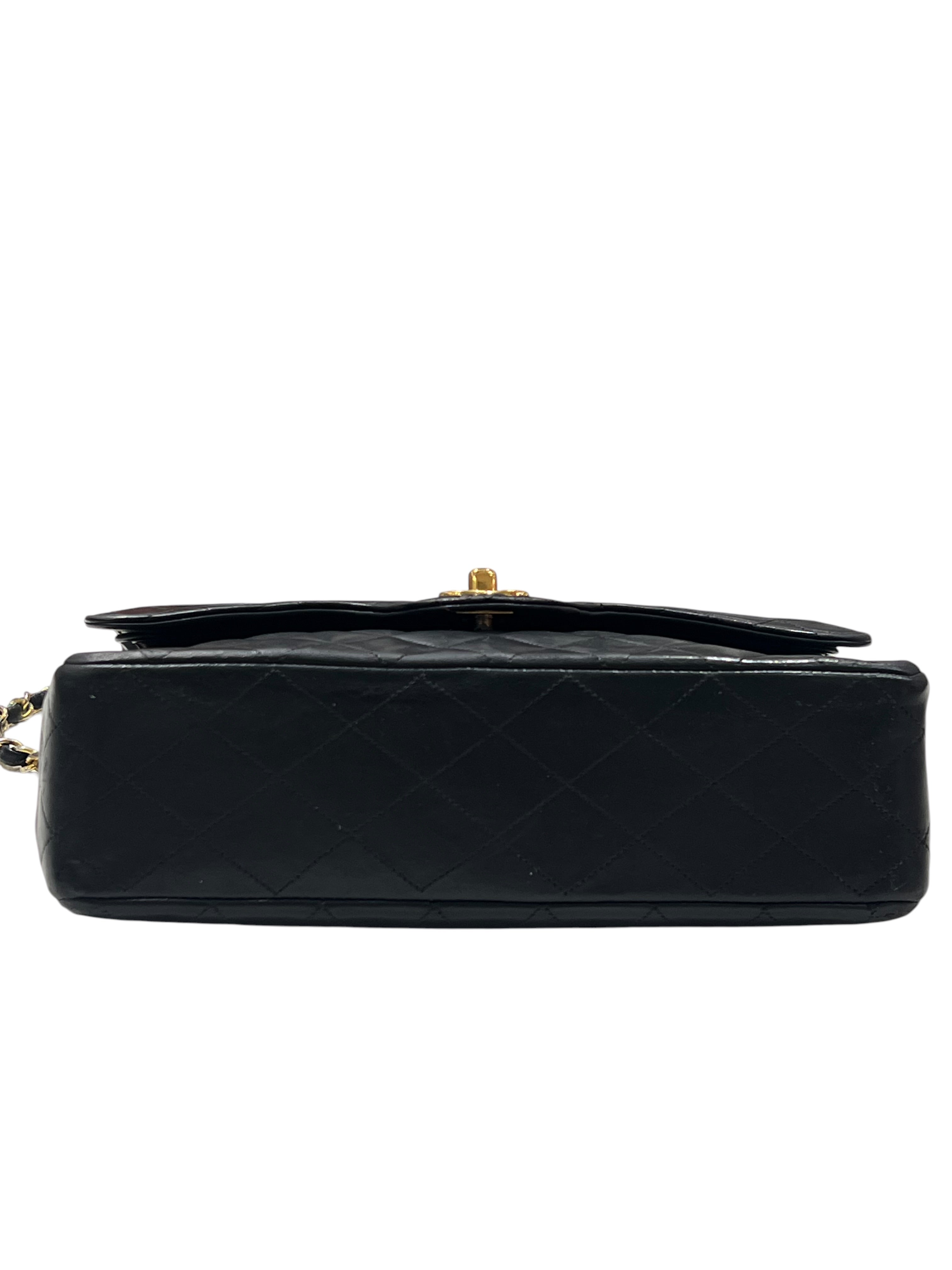 Chanel - sac Timeless medium vintage cuir noir