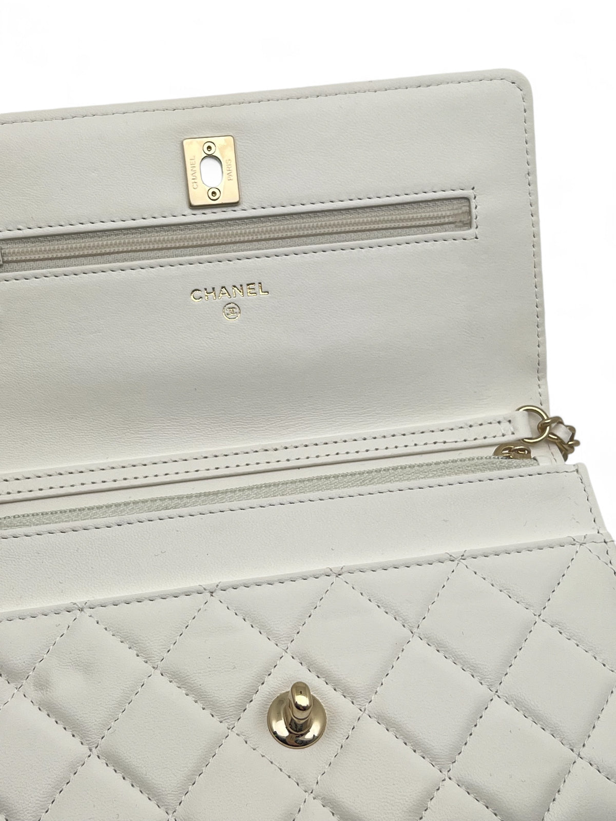 Chanel - Wallet On Chain Bag