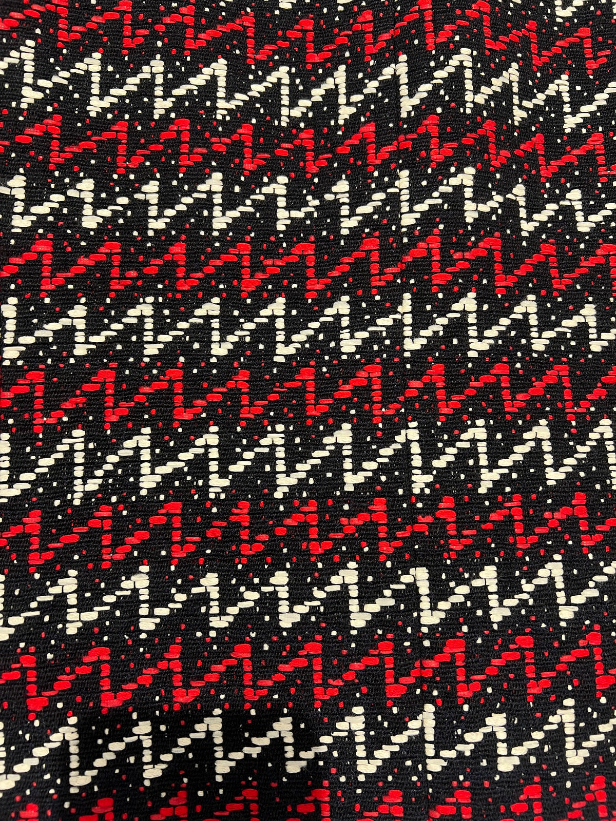 Chanel - Veste Tweed rouge et noir  T40