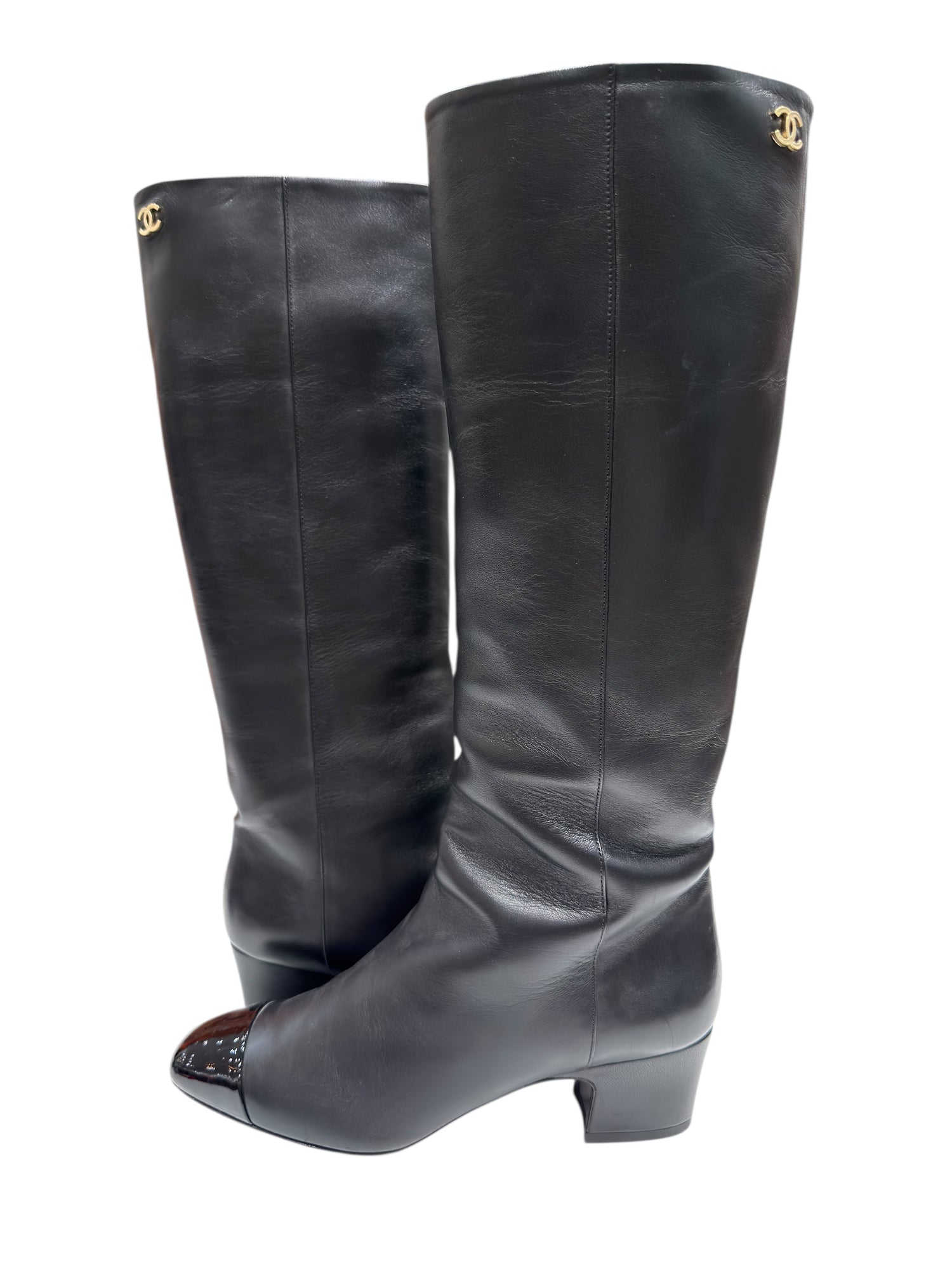 Chanel - Bottes en cuir noir et logo champagne T37