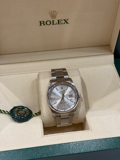 Rolex - Montre Datejust 126200 36mm cadran argentée