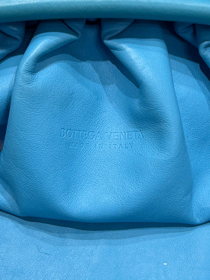 Bottega Veneta - Pouch en cuir d’agneau bleu