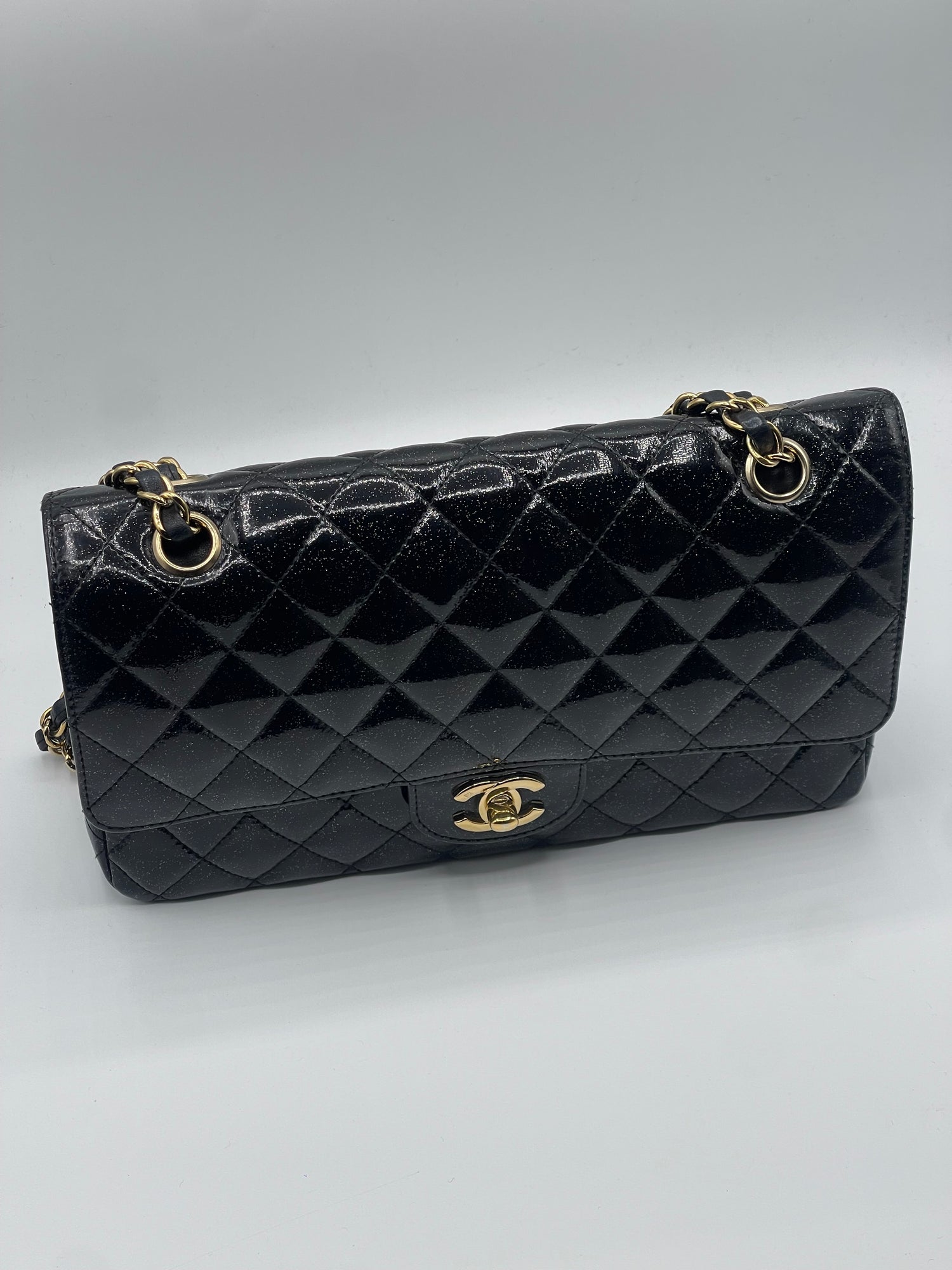 Chanel - Tasche 11.12 Zeitlos schwarz lackiert glitzernd
