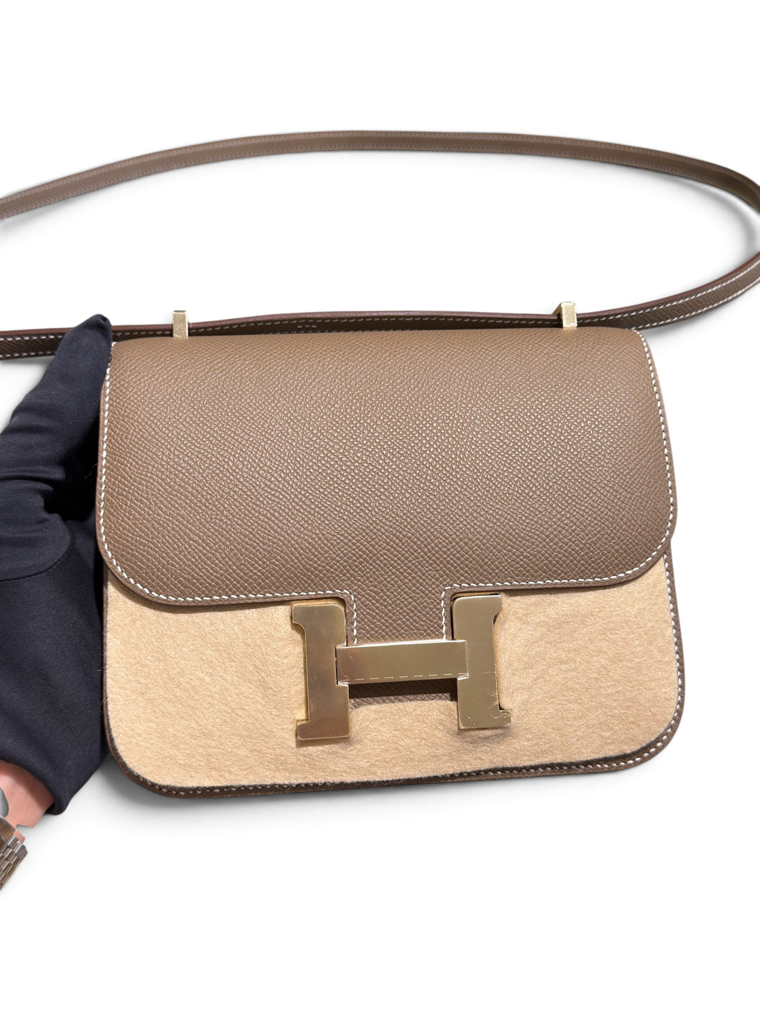 Hermès – Constance 18 Tasche, Étoupe
