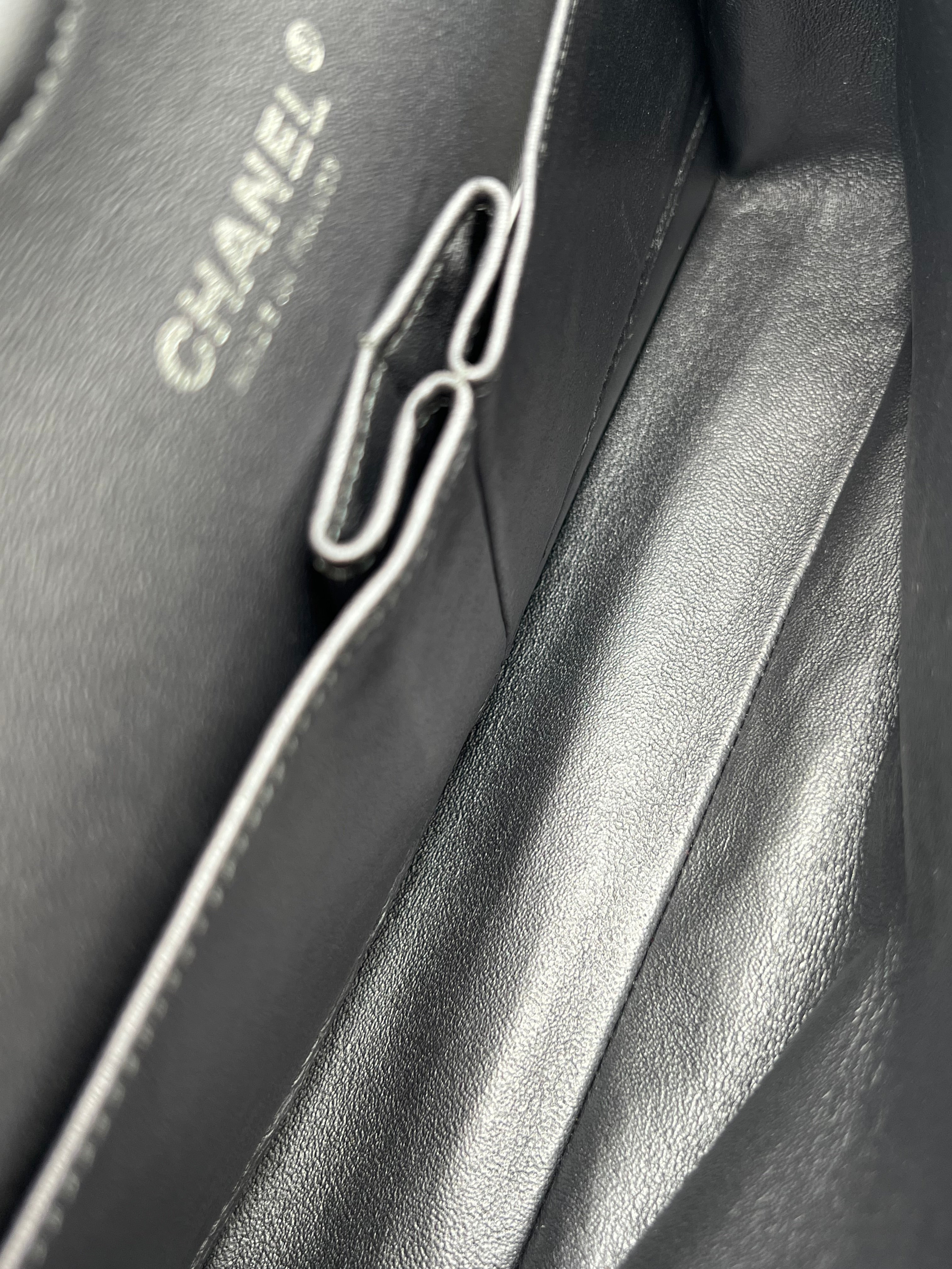 Chanel - Sac Timeless 25 en Tweed