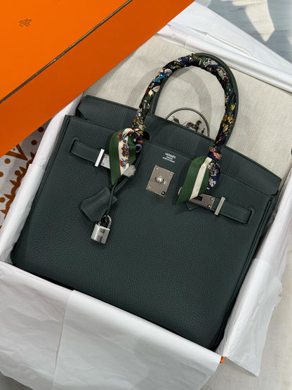 Hermès - Sac Birkin 30 Togo vert mangrove
